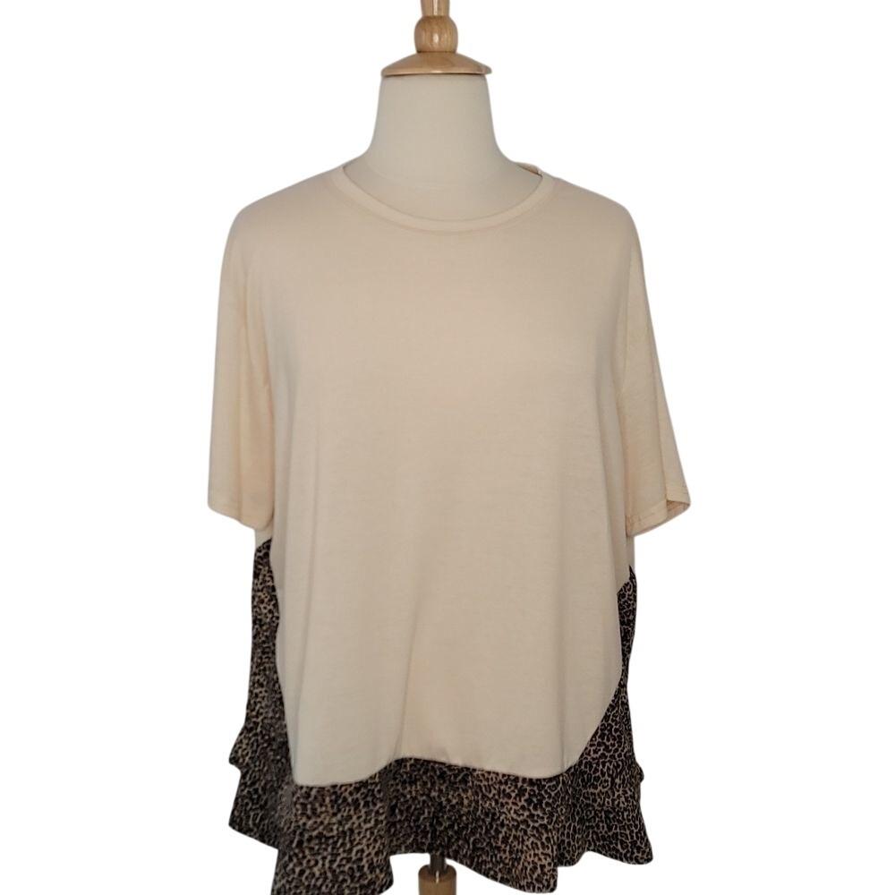 Misslook Cream Top with Animal Print Hem